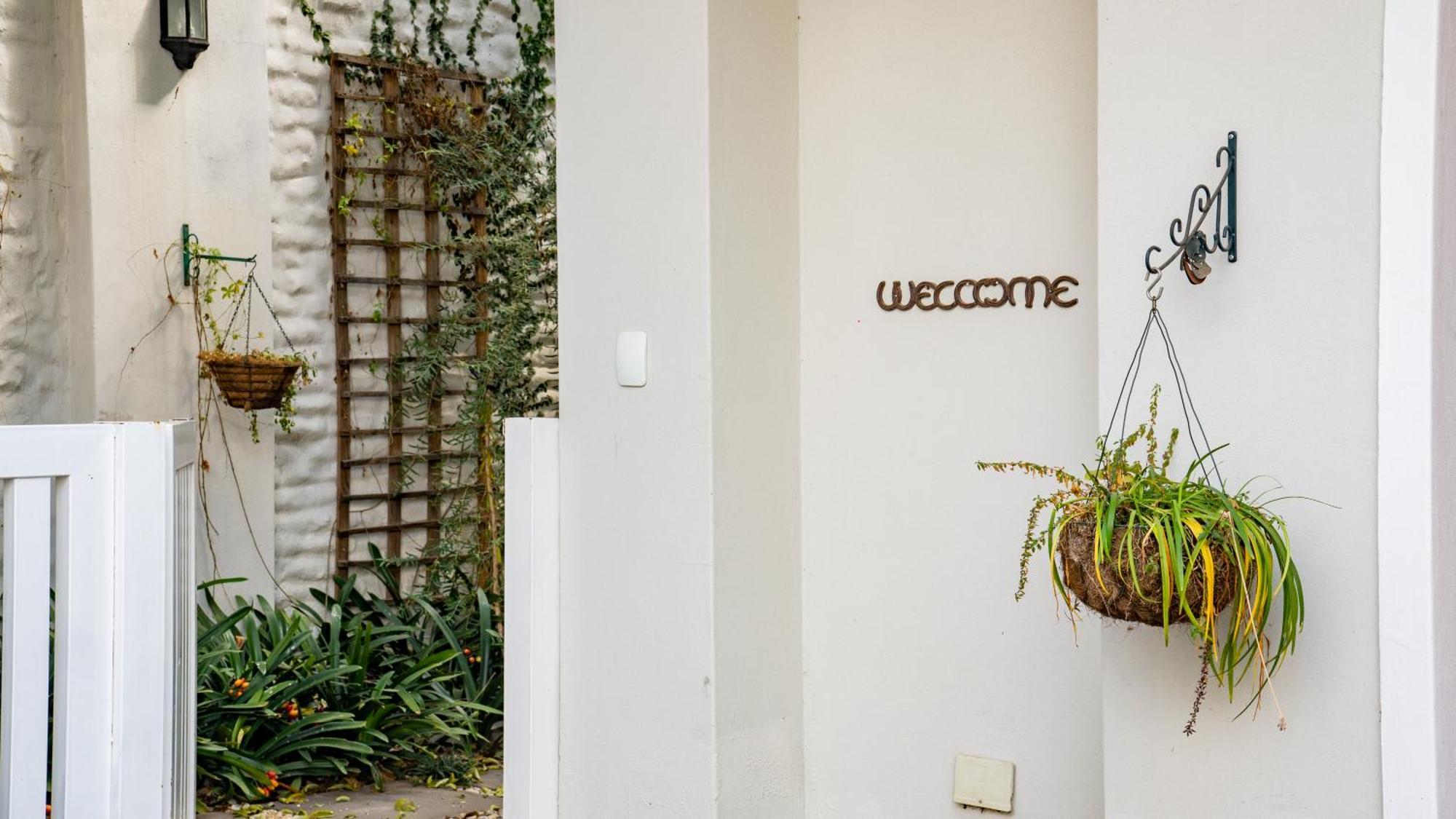 3 On Tessa Guesthouse โจฮันเนสเบิร์ก ภายนอก รูปภาพ